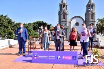 Telde lanza la campaña 'Una lucha a flor de piel' para combatir la violencia machista/Francisco Javier Santana.